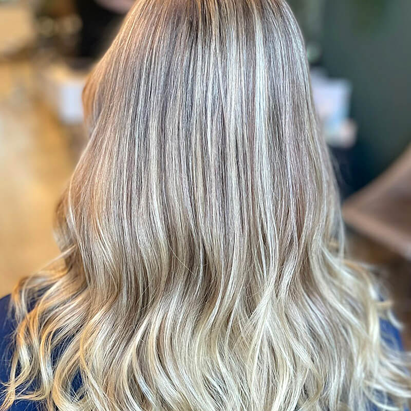 Babylights von unseren Spezialistinnen in der FRISEUR LOUNGE Johannisthal, Berlin