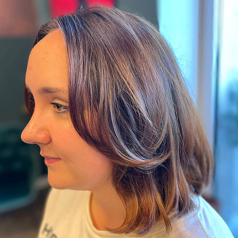 Intensive Farben mit der oxidationsfreien Farbe Elumen in der FRISEUR LOUNGE Johannisthal, Berlin